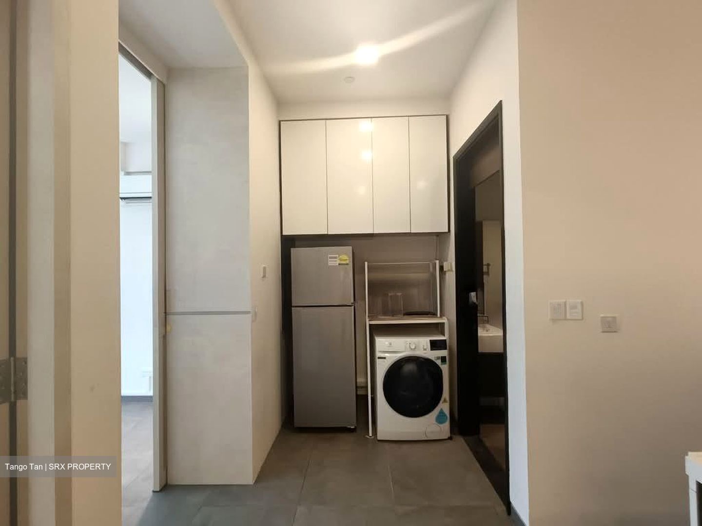The Modules (D15), Office #537022511